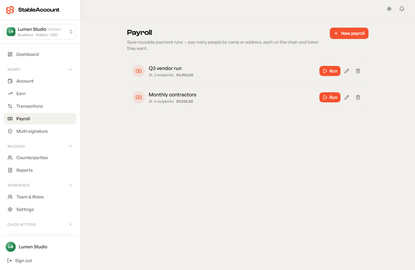 Payroll screen paying several people by name or address in one payment run